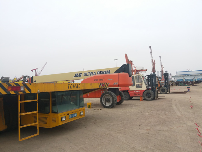 直臂自走式高空作業(yè)車 直臂自走式高空作業(yè)車