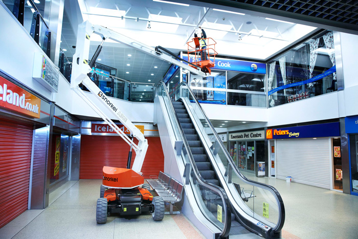 電動曲臂式升降機(jī) 電動曲臂式升降機(jī)