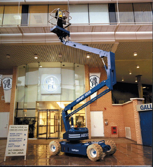 曲臂式高空車租賃 曲臂式高空車租賃